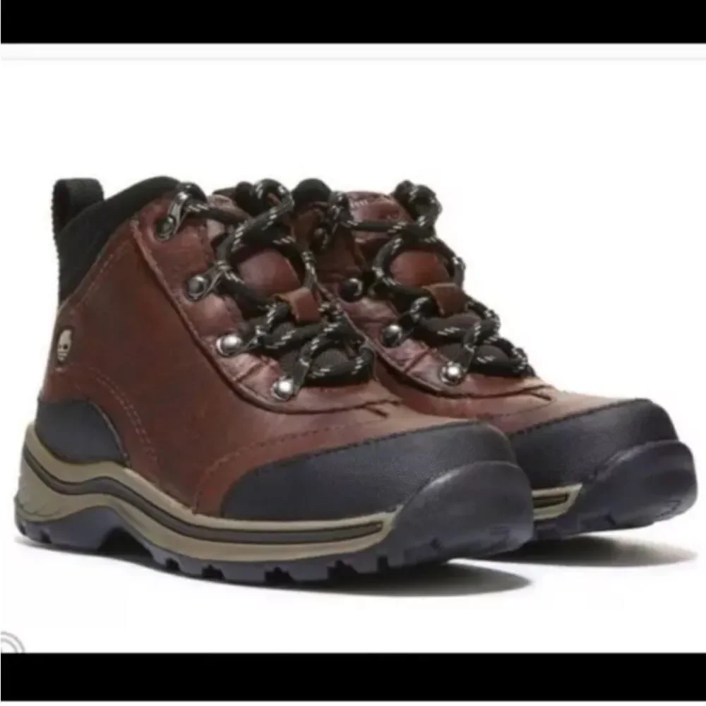 TIMBERLAND  HIKER BOOTS SIZE Boy’s 5.5